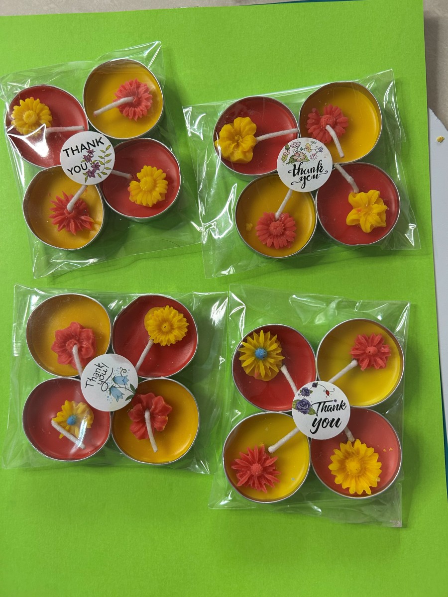 Second view of the four decorative tea lights